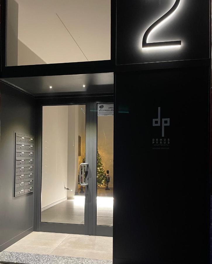 Domus Pyrus Apartments Pero Bagian luar foto
